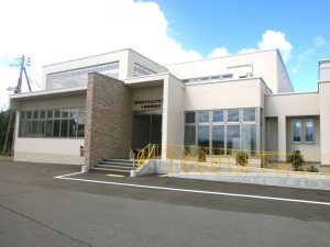 十和田図書館外観